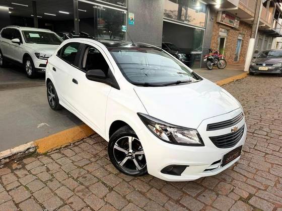 CHEVROLET ONIX 1.0 MPFI JOY 8V FLEX 4P MANUAL CHEVROLET ONIX 1.0 MPFI JOY 8V FLEX 4P MANUAL